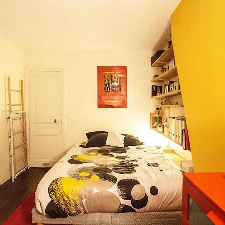 Cozy And Bright Apartment In Paris アパート *